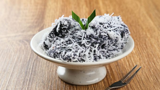 
 Ongol-Ongol, Kelezatan Kue Tradisional