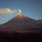 Gunung Semeru di Lumajang, Jawa Timur, erupsi pada Selasa tanpa dampak signifikan.