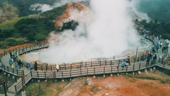 
 Kawah Sikidang - Dieng : Indo Drone