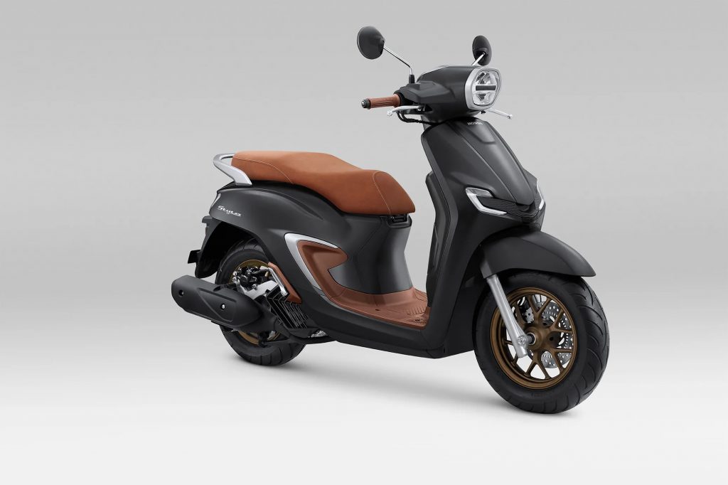  AHM Resmi Luncurkan New Honda Stylo 160, Skutik Premium Fashionable 160cc 