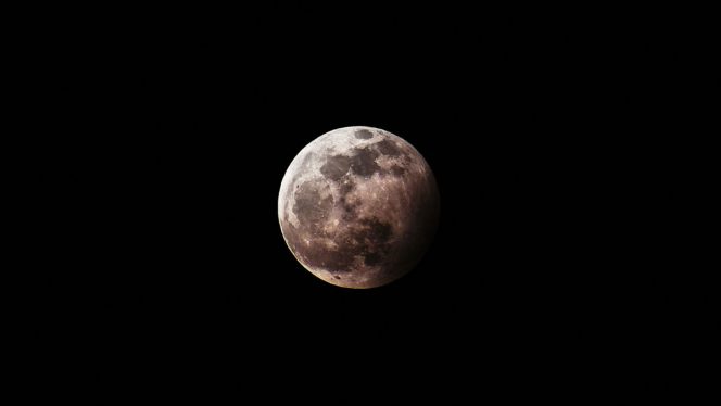 
 Fenomena Langka: Gerhana Bulan Penumbra Kembali Memukau Langit Indonesia pada 25 Maret 2024!