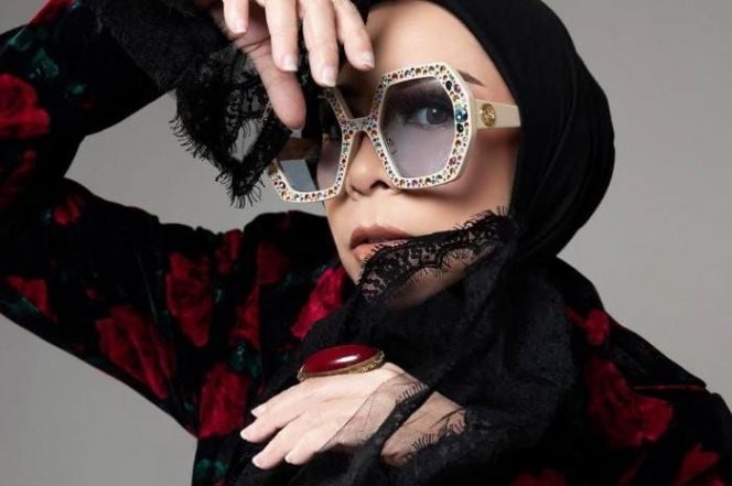 
 Terungkap Mendapat Royalti Hampir Rp560 Juta, Melly Goeslaw Mengaku Pernah Terima Pembayaran Rp100 Ribu