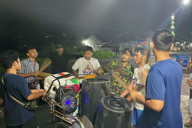 
 Patrol Sahur Kreatif: Tradisi Ramadan di Desa Tukum yang Memanfaatkan Barang Bekas jadi Musik Indah Khas Ramadhan