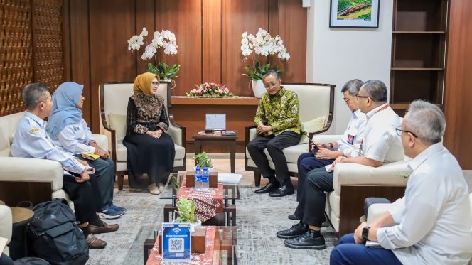
 Bupati Lumajang Perjuangkan Akses Air Bersih dan Pemulihan Infrastruktur Pasca Bencana