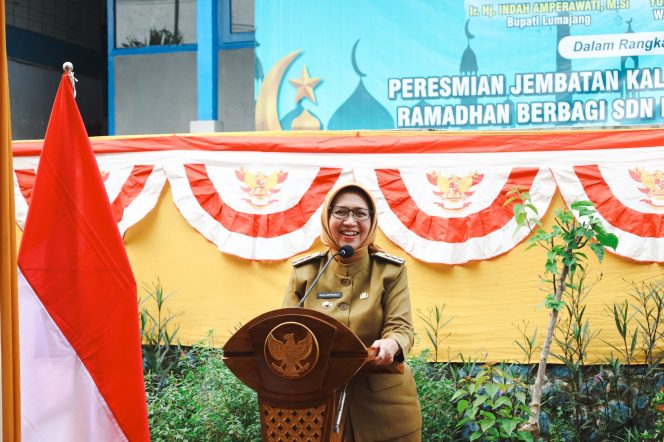 
 Bunda Indah Resmikan Jembatan Penghubung Dusun: Solusi Aksesibilitas dan Pendorong Pertumbuhan Ekonomi