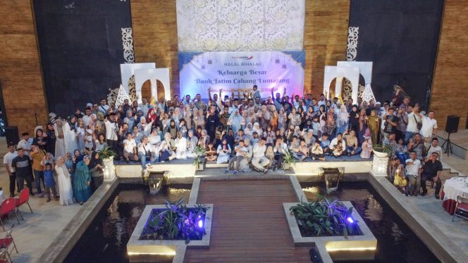
 Halal Bihalal Bank Jatim Cabang Lumajang: Memperkuat Membangun Lingkungan Kerja yang Positif