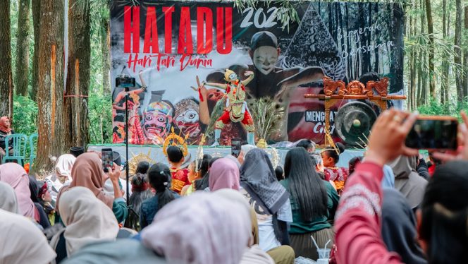
 Seni Tari Daerah Jadi Motor Pelestarian Budaya dan Pertumbuhan Pariwisata di Lumajang