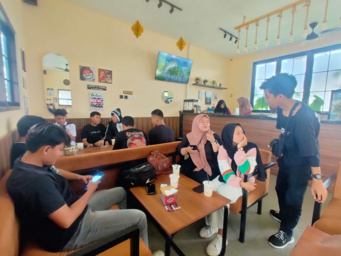 
 Adara Coffee & Eatery Kebanjiran Orderan Saat Event Sunmoprize Berlangsung