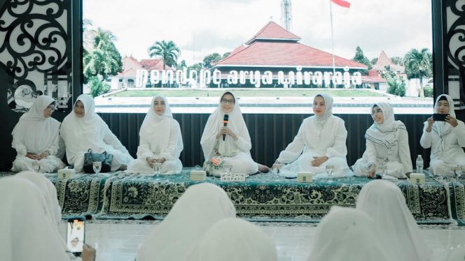 
 Majelis As-tsuroya, Simbol Spiritual Baru dari Pendopo Lumajang