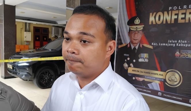 
 Lumajang: Polisi Hadapi Penolakan Warga, Siapkan Strategi Baru Tertibkan Tambang Ilegal