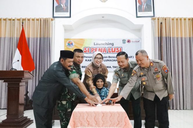 
 Bupati Lumajang Luncurkan SIPENA LUSI, Inovasi Inklusif Lindungi Warga Rentan dari Bencana