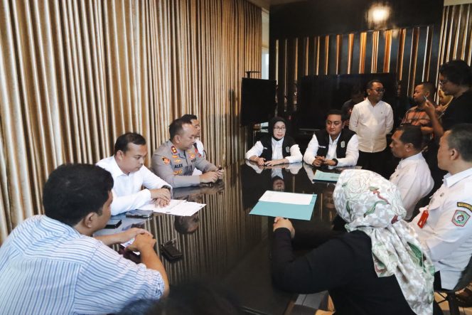 
 Sidak PT WDX, Bupati Lumajang Dorong Perbaikan Tata Kelola dan Transparansi Hubungan Industrial