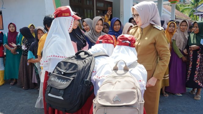 
 Sekolah Gratis untuk Semua Anak Lumajang: Harapan Besar di Tengah Penantian Juknis