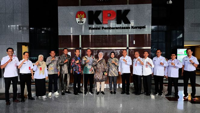 
 Sinergi Eksekutif-Legislatif Lumajang untuk Perkuat Komitmen Tata Kelola Bersih Lewat Audiensi Bersama KPK