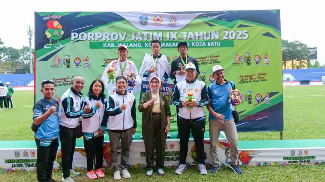 
 21 Emas untuk Lumajang, Kehadiran Bunda Indah di Porprov 2025 Jadi Suntikan Semangat Atlet