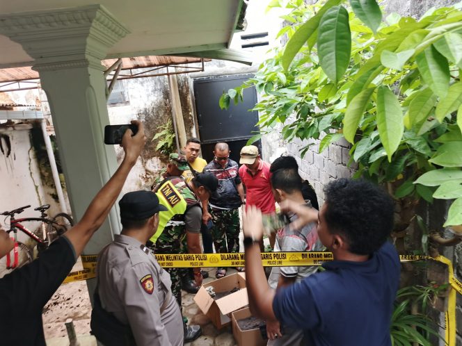 
 Polisi Telusuri Asal Dua Mortir yang Ditemukan Warga Lumajang, Masih Aktifkah?