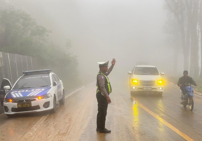 
 Longsor Susulan Tutup Jalur Lumajang–Malang, Akses Terhambat