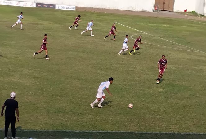 
 Pertarungan Sengit di Stadion Semeru, PSIL Lumajang U17 Tekuk Persenga Nganjuk 2-1