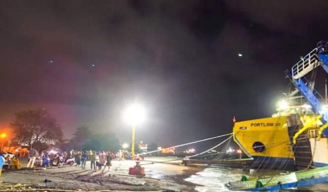 
 KMP Tunu Pratama Jaya Alami Kebocoran Mesin Sebelum Tenggelam di Selat Bali