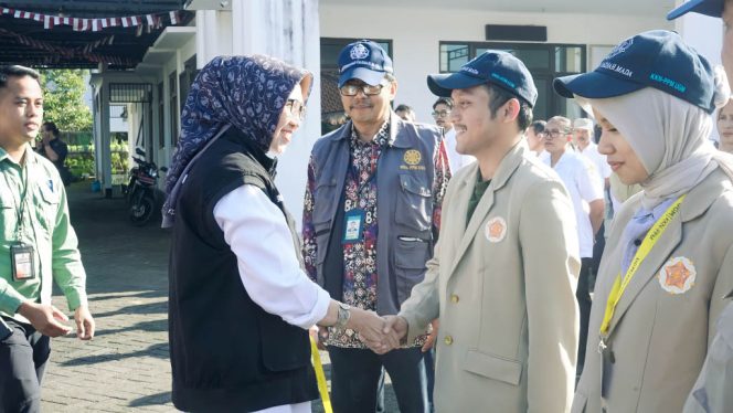 
 Bupati Lumajang Lepas Mahasiswa UGM, Tegaskan Kampus dan Rakyat Sebagai Mitra Pembangunan Bangsa