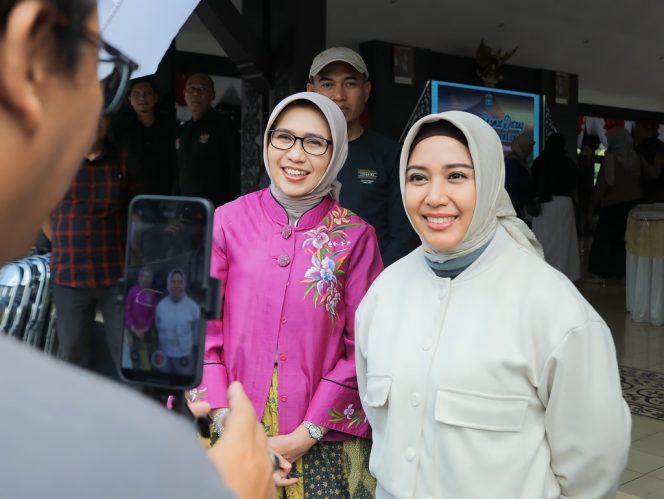 
 Walikota Mojokerto Kunjungi Lumajang, Bermalam di Buper Glagah Arum dan Mendaki Ranu Kumbolo