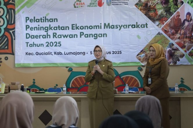 
 Kertas Pelepah Pisang Jadi Simbol Inovasi Pemberdayaan Masyarakat Lumajang
