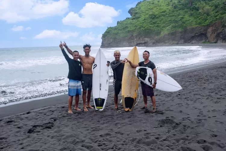 Pantai Dampar Lumajang